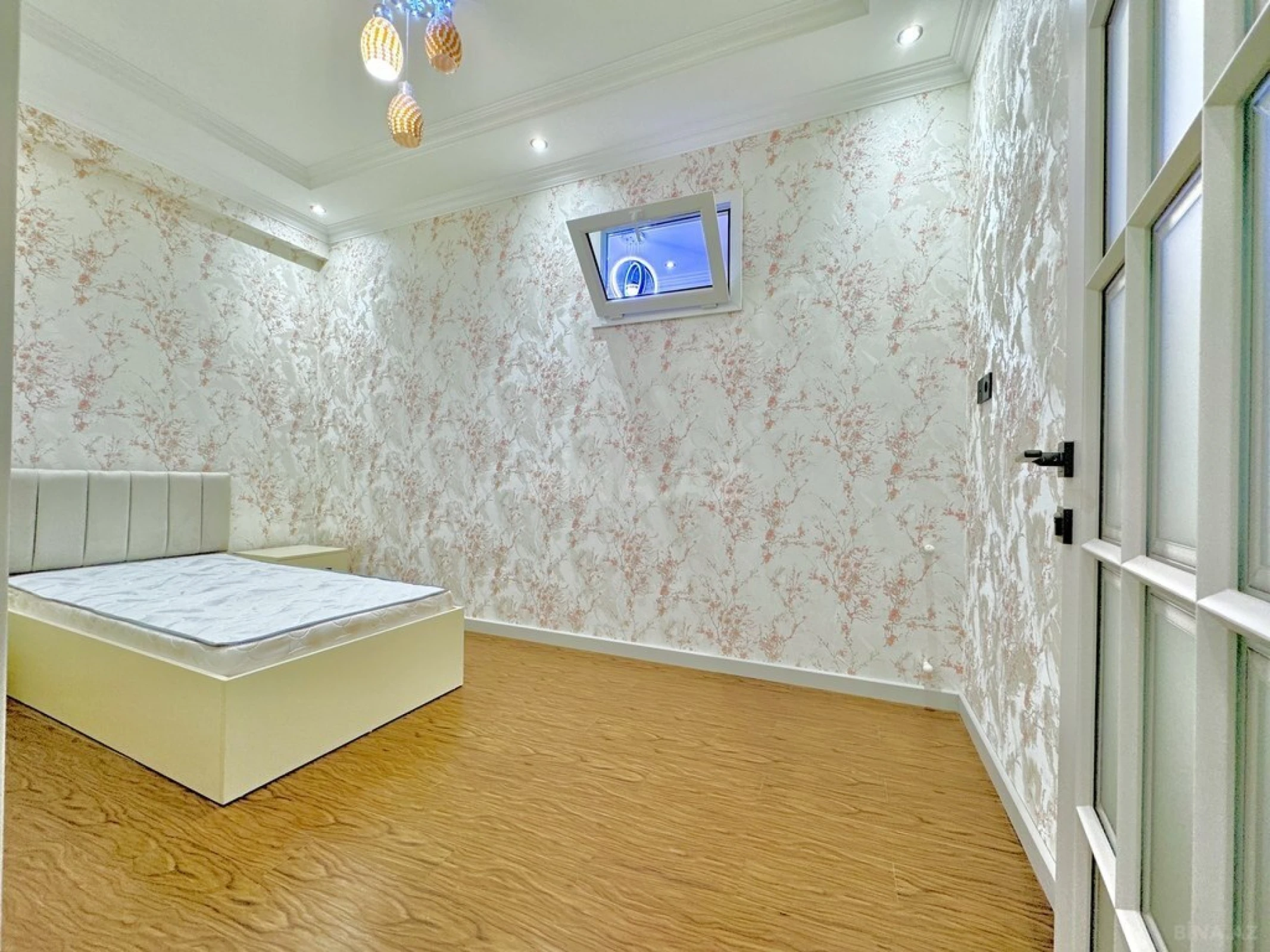 Satılır 3 otaqlı mənzil 75 m²
