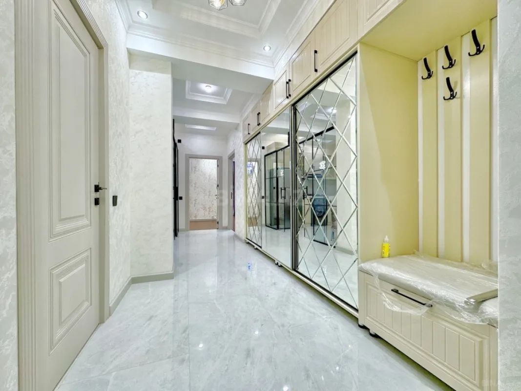 Satılır 3 otaqlı mənzil 75 m²