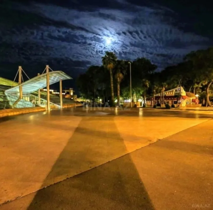 Satılır obyekt 45 m²