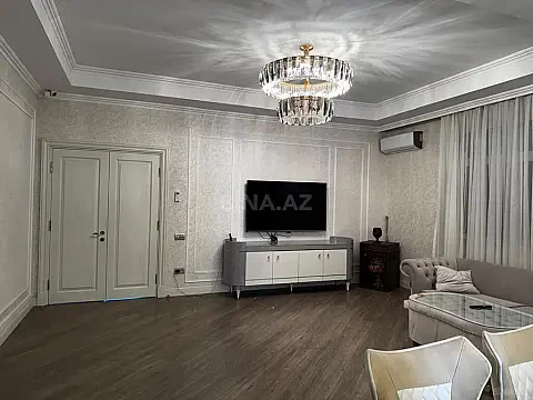 Satılır 6 otaqlı həyət evi 200 m²