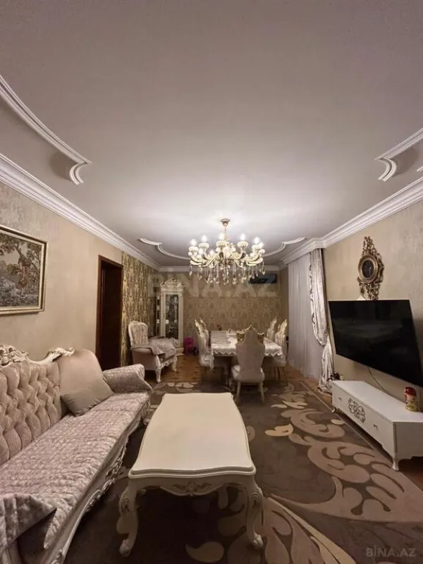 Satılır 6 otaqlı həyət evi 280 m²