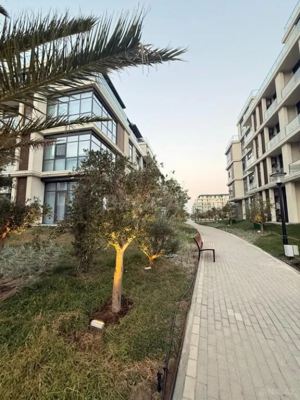Satılır 2 otaqlı mənzil 75 m²