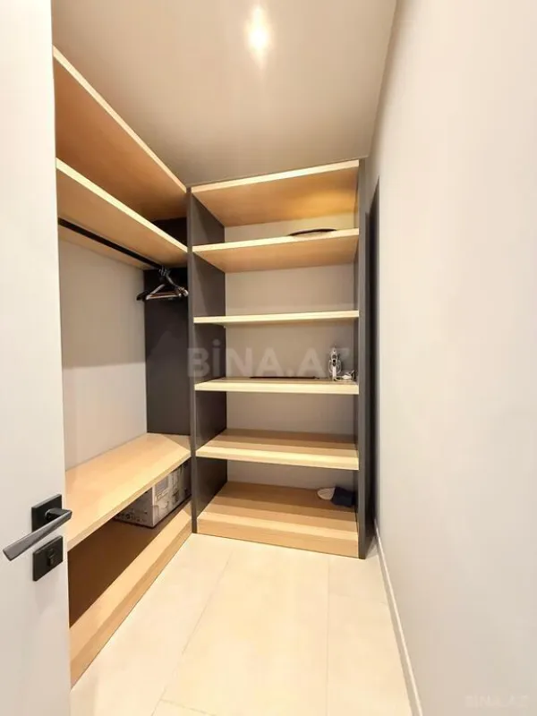 Satılır 2 otaqlı mənzil 75 m²