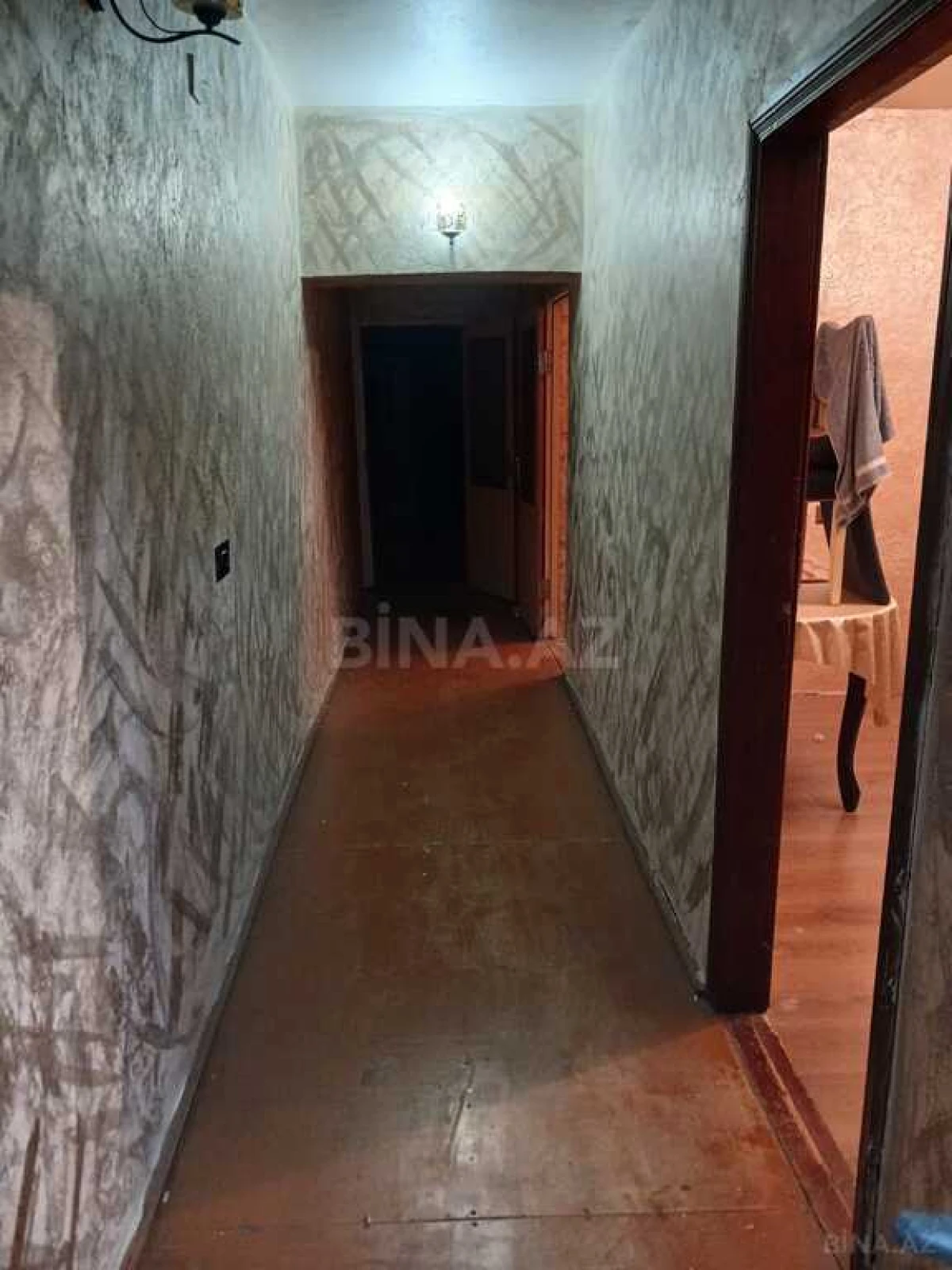 Satılır 5 otaqlı mənzil 120 m²