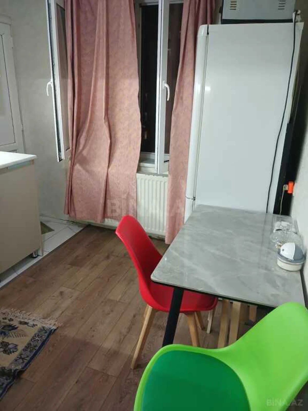 Satılır 5 otaqlı mənzil 120 m²