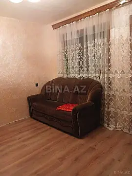 Satılır 5 otaqlı mənzil 120 m²