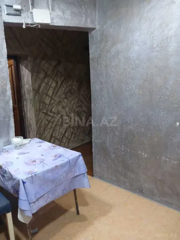 Satılır 5 otaqlı mənzil 120 m²