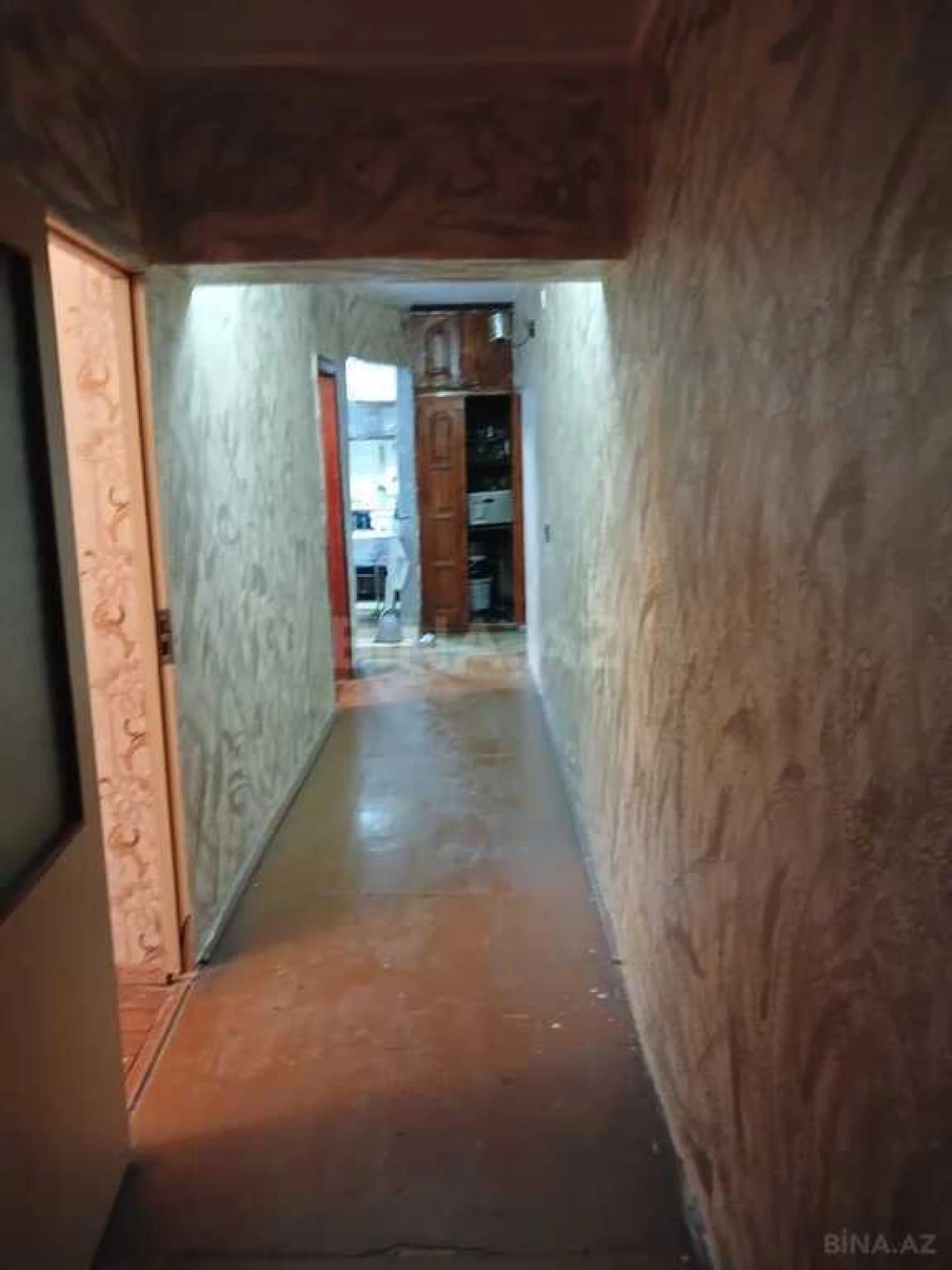 Satılır 5 otaqlı mənzil 120 m²