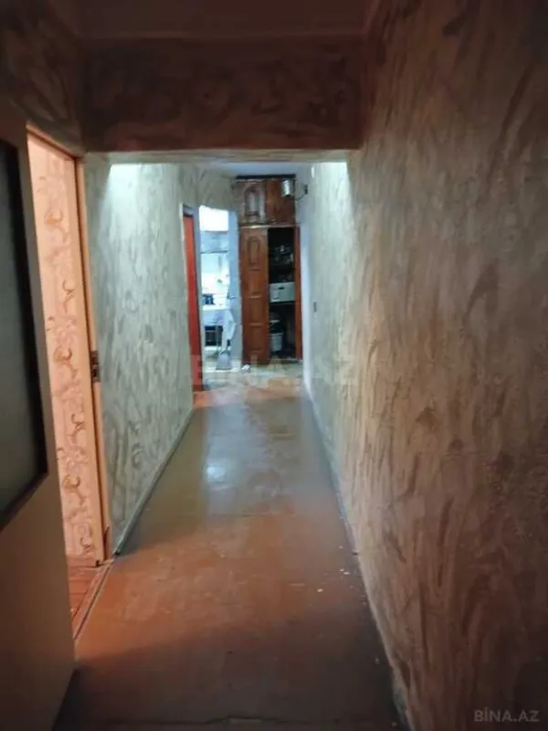 Satılır 5 otaqlı mənzil 120 m²