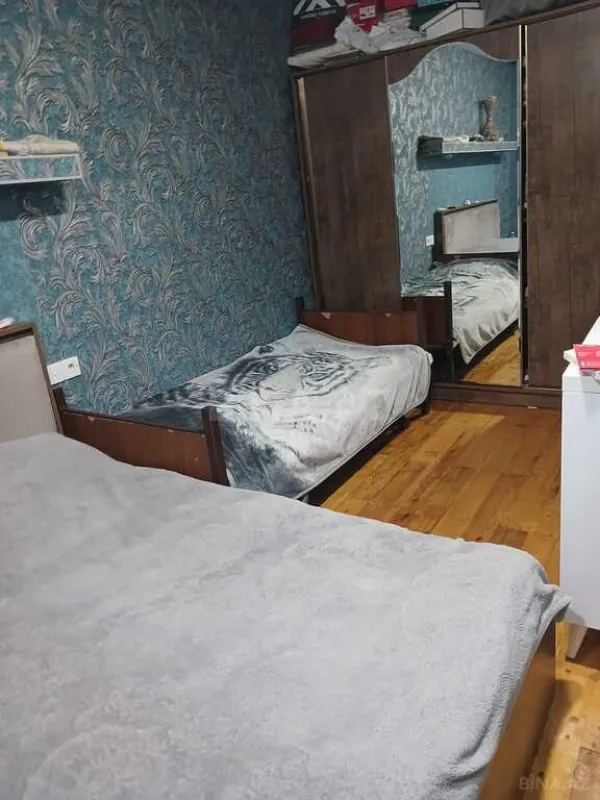 Satılır 5 otaqlı mənzil 120 m²