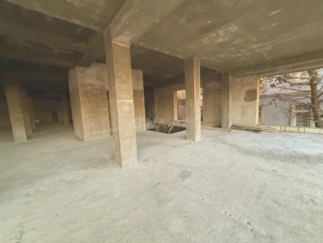 Kirayə verilir obyekt 800 m²