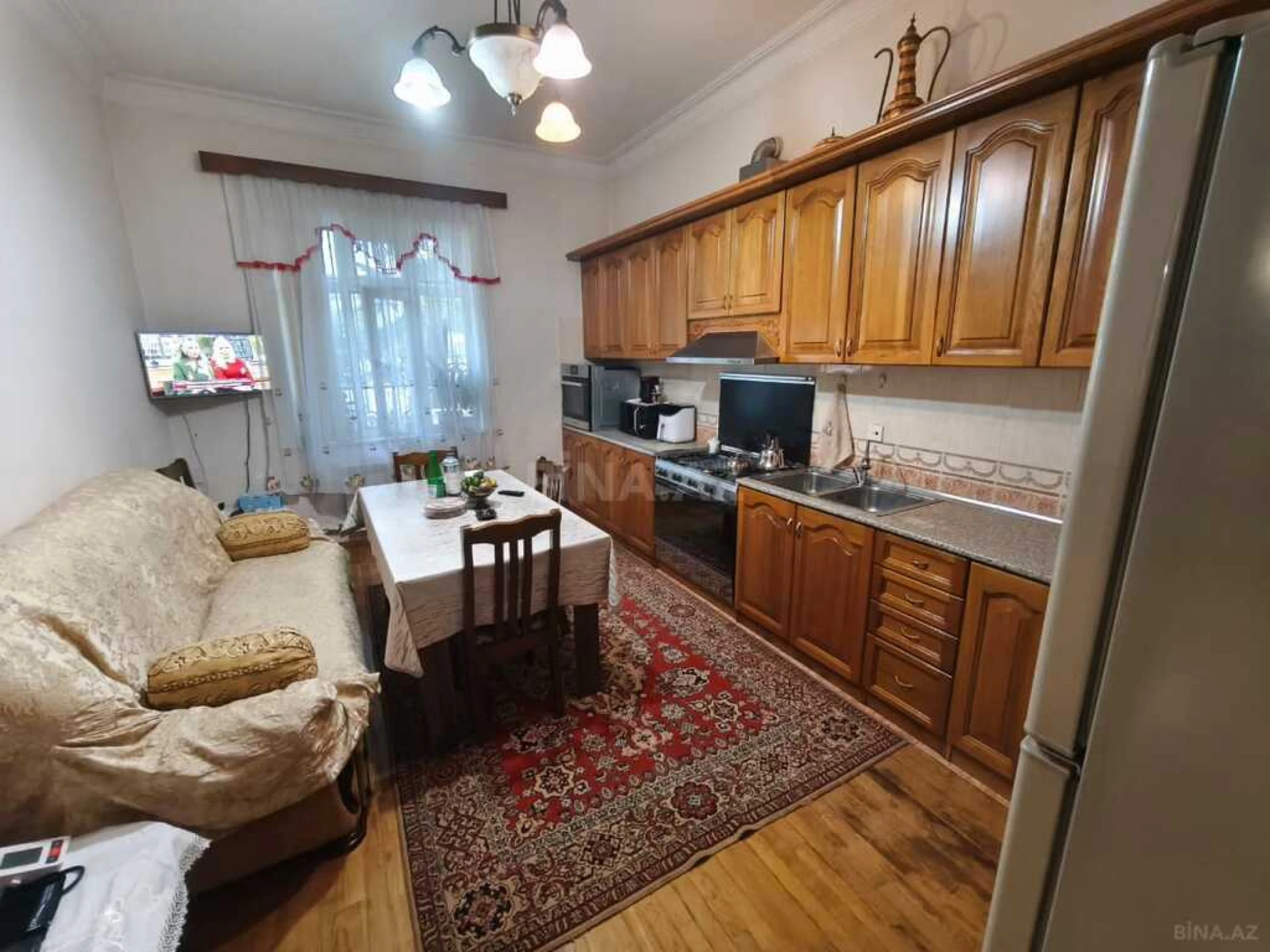 Satılır 7 otaqlı həyət evi 320 m²