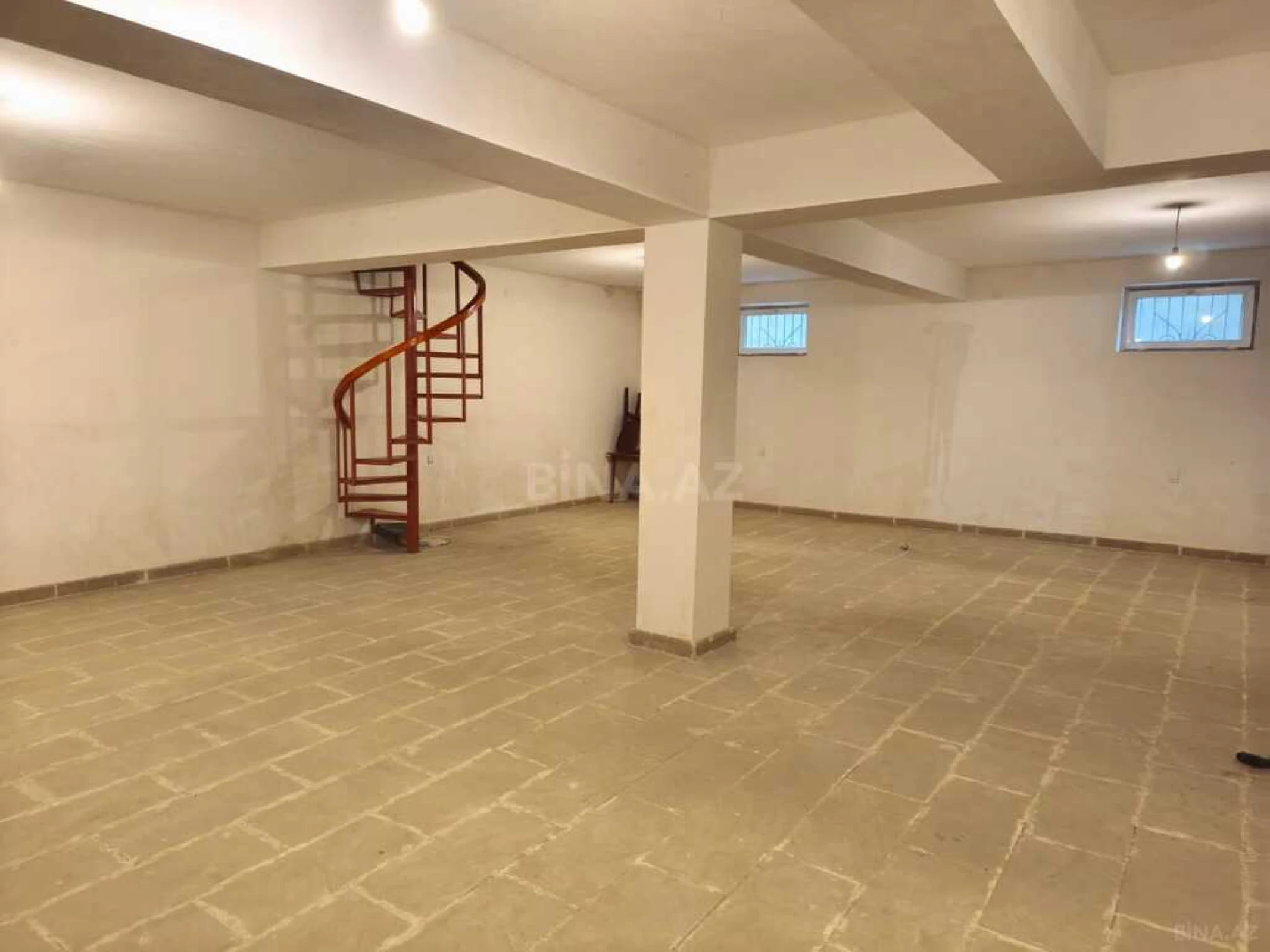 Satılır 7 otaqlı həyət evi 320 m²