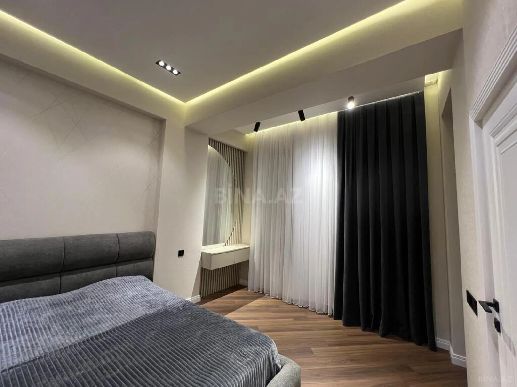 Kirayə verilir 3 otaqlı mənzil 103 m²