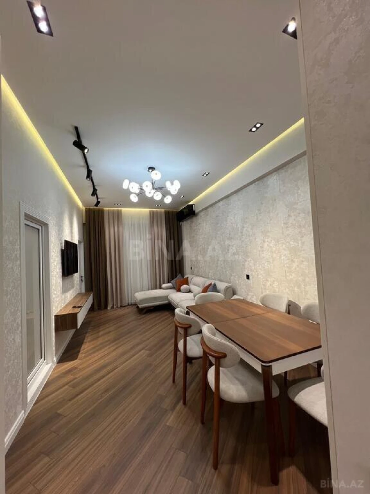 Kirayə verilir 3 otaqlı mənzil 103 m²