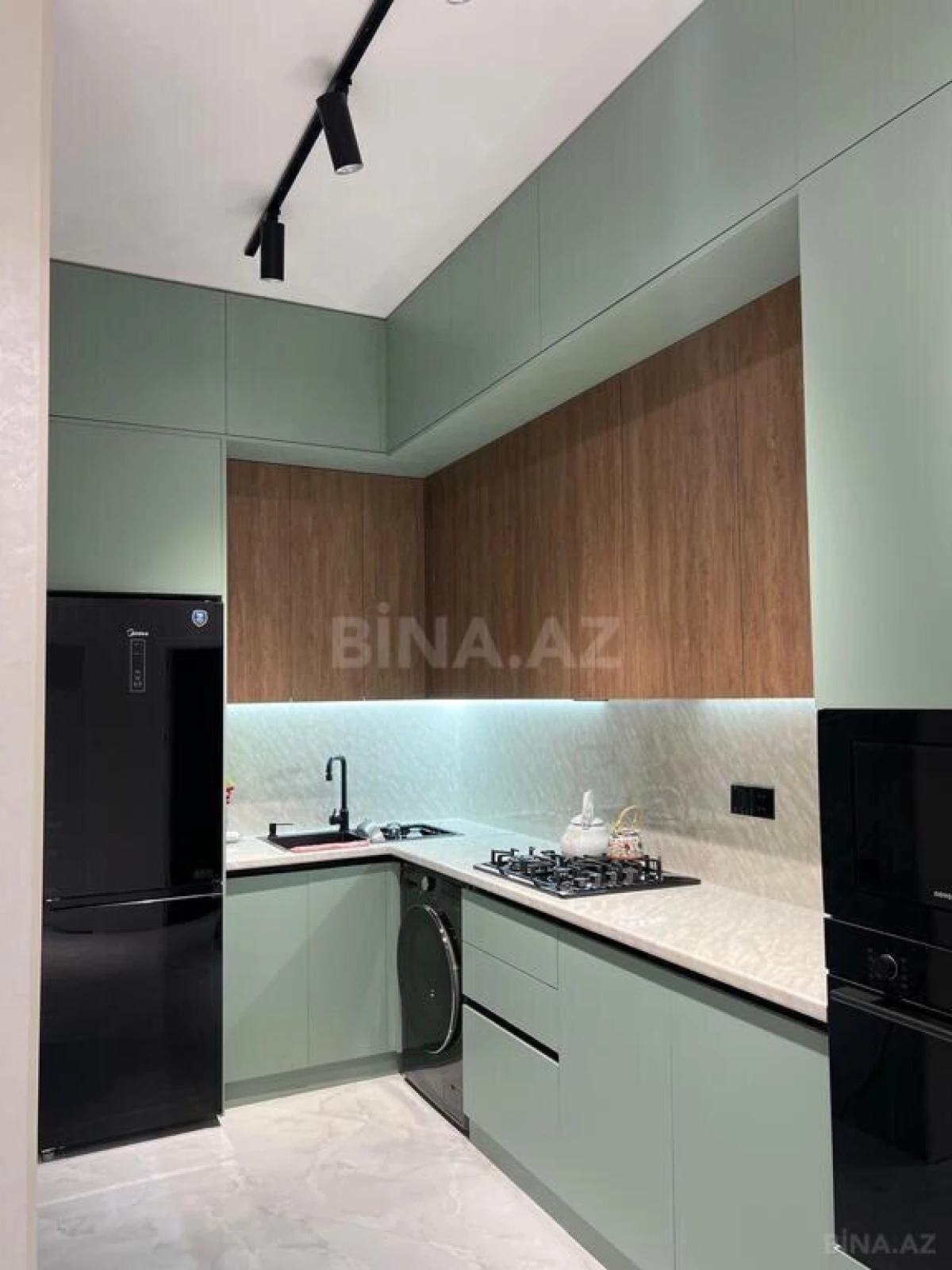 Kirayə verilir 3 otaqlı mənzil 103 m²