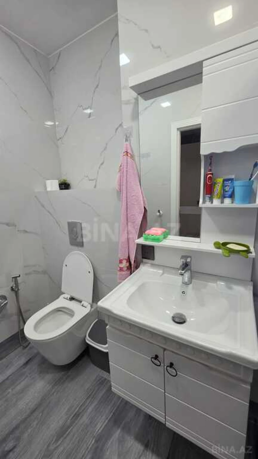 Satılır 3 otaqlı mənzil 80 m²