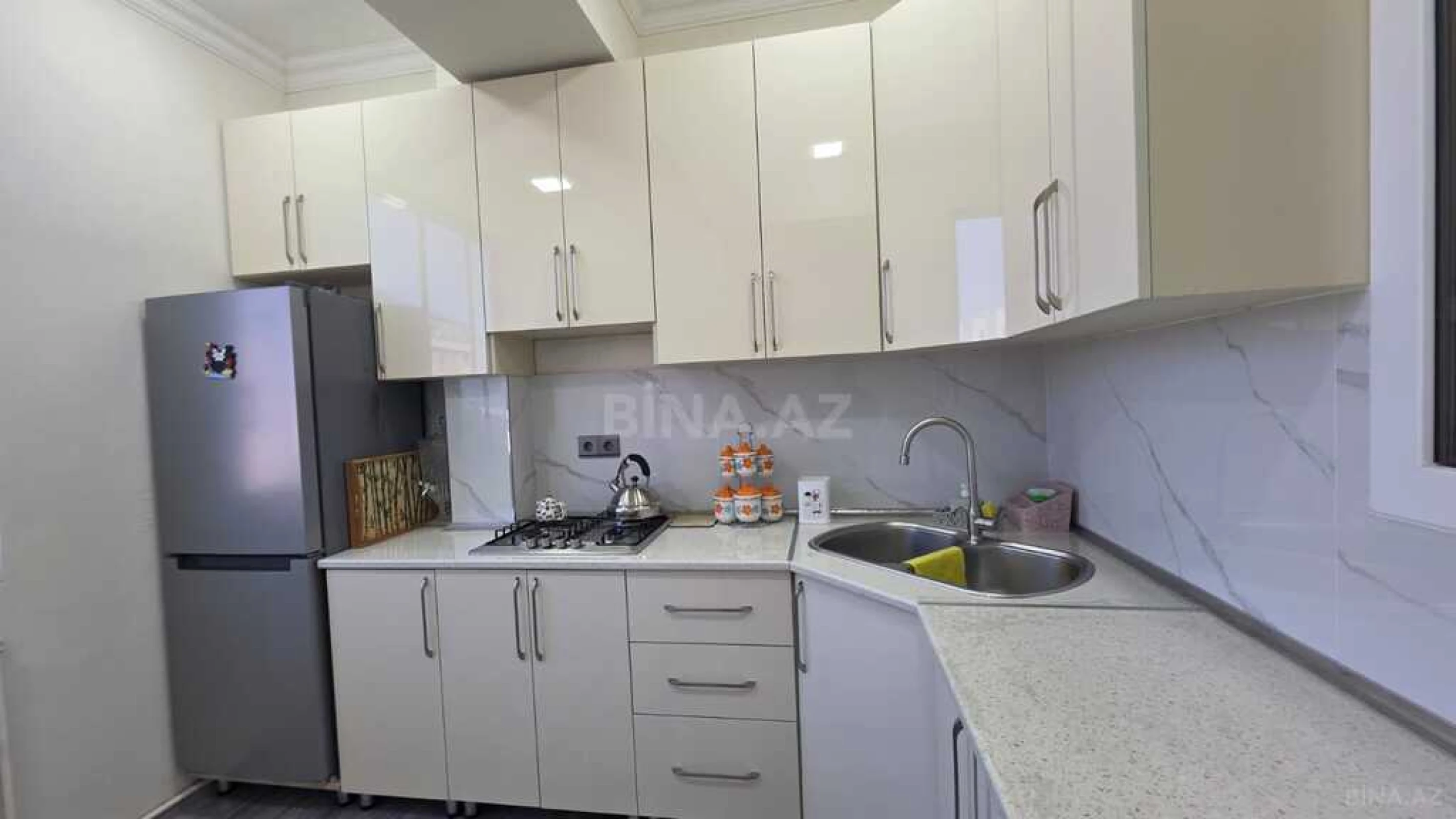 Satılır 3 otaqlı mənzil 80 m²