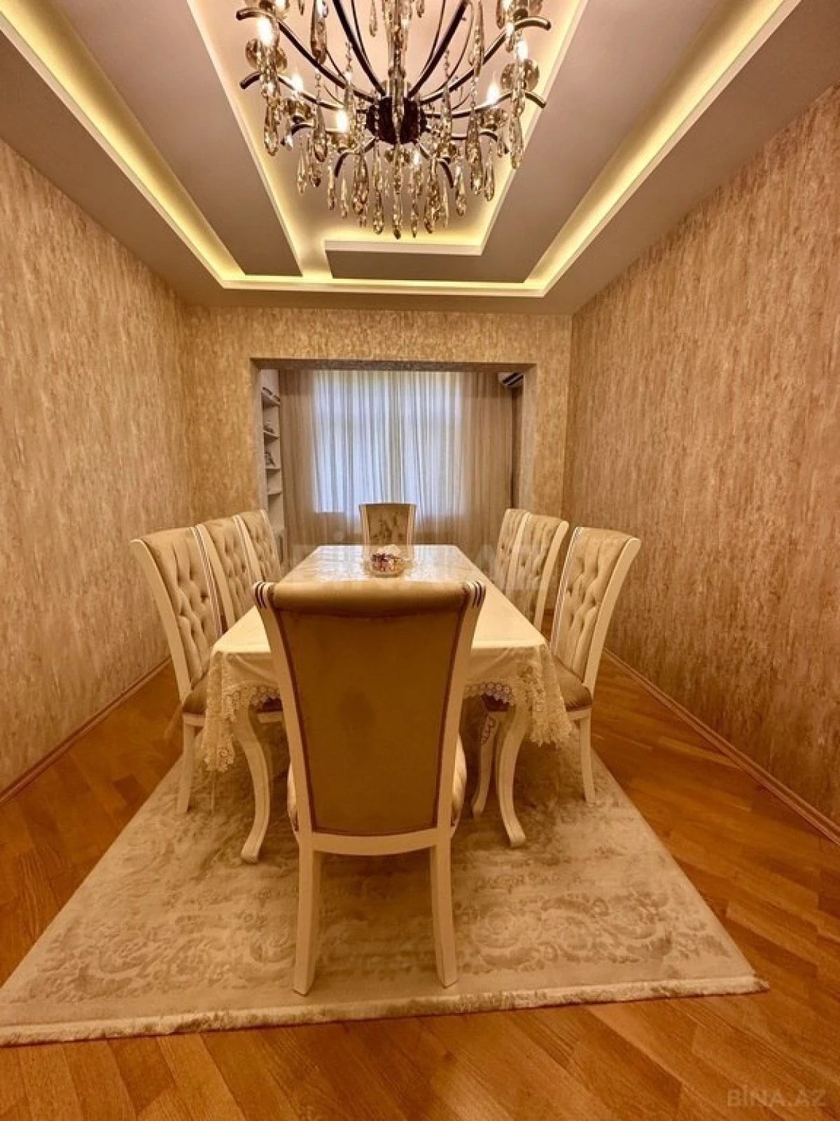Satılır 4 otaqlı mənzil 110 m²