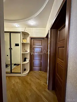 Satılır 4 otaqlı mənzil 110 m²