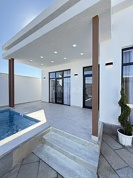 Satılır 4 otaqlı həyət evi 120 m²