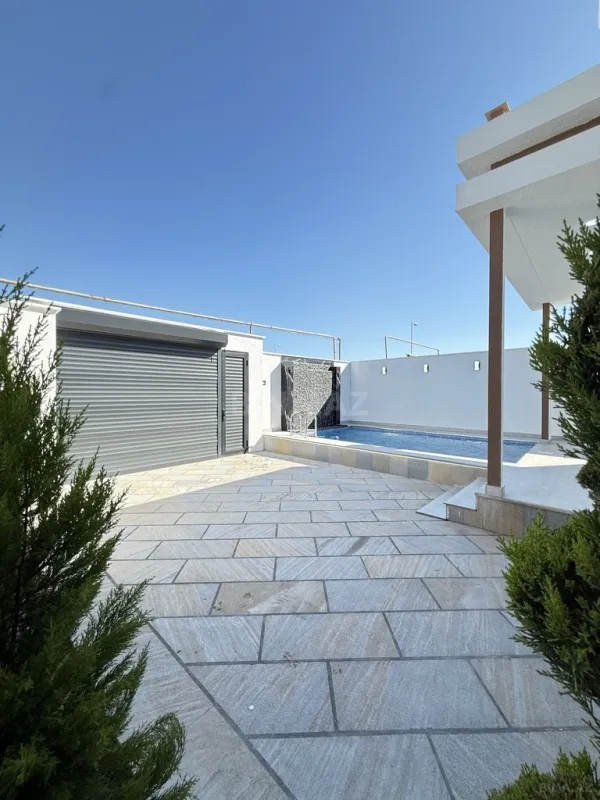 Satılır 4 otaqlı həyət evi 120 m²