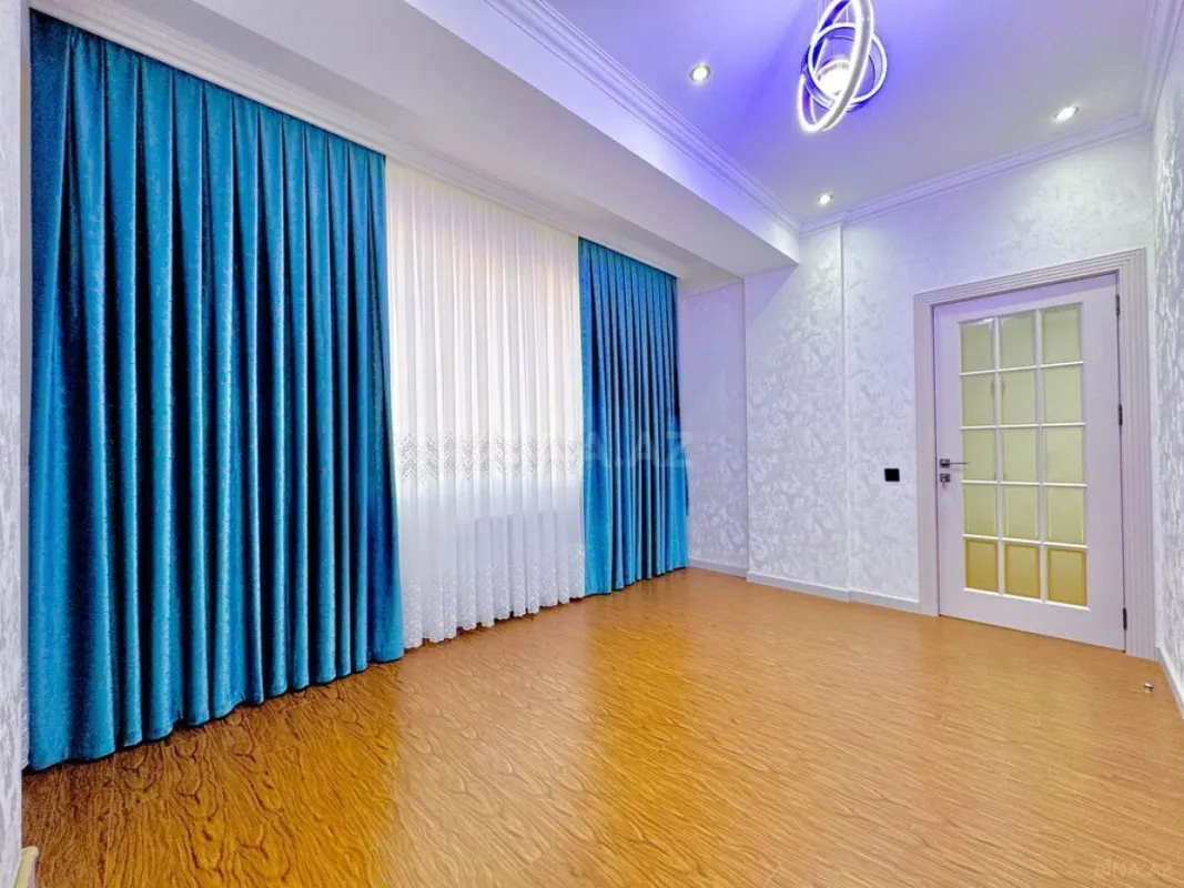 Satılır 3 otaqlı mənzil 75 m²