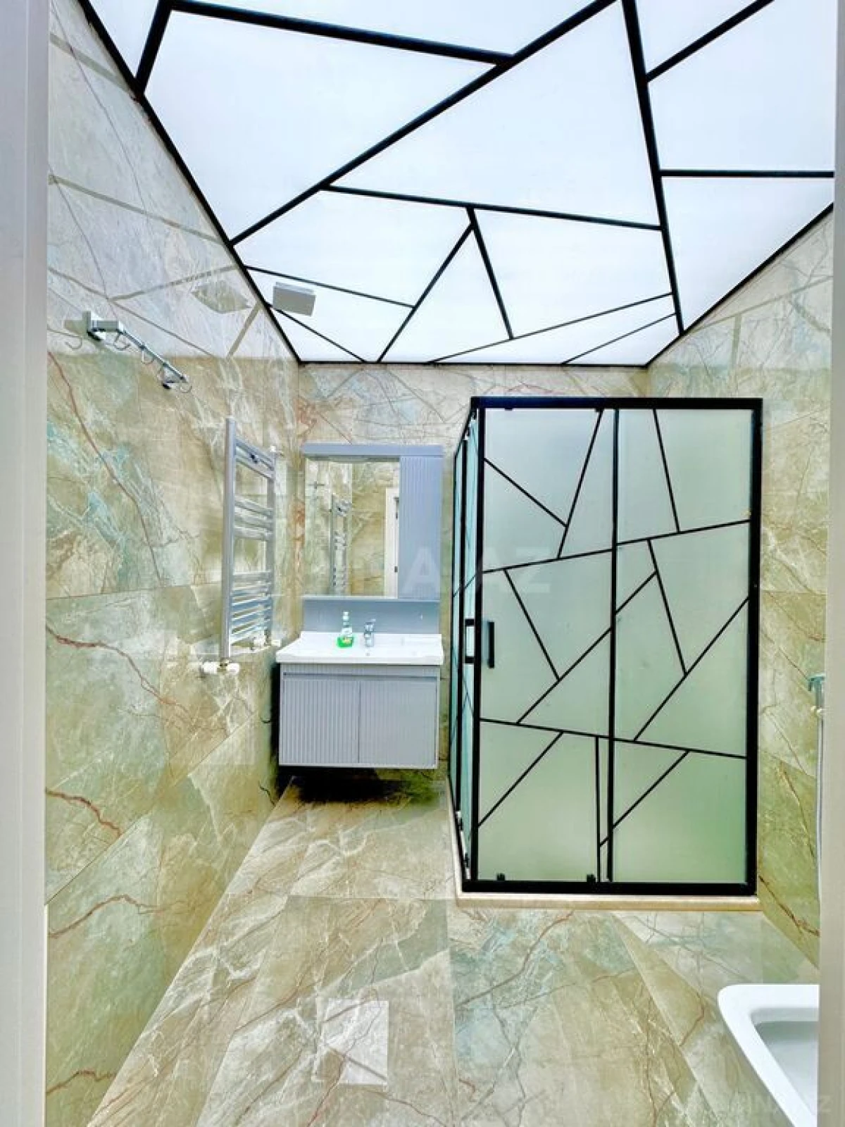 Satılır 3 otaqlı mənzil 75 m²