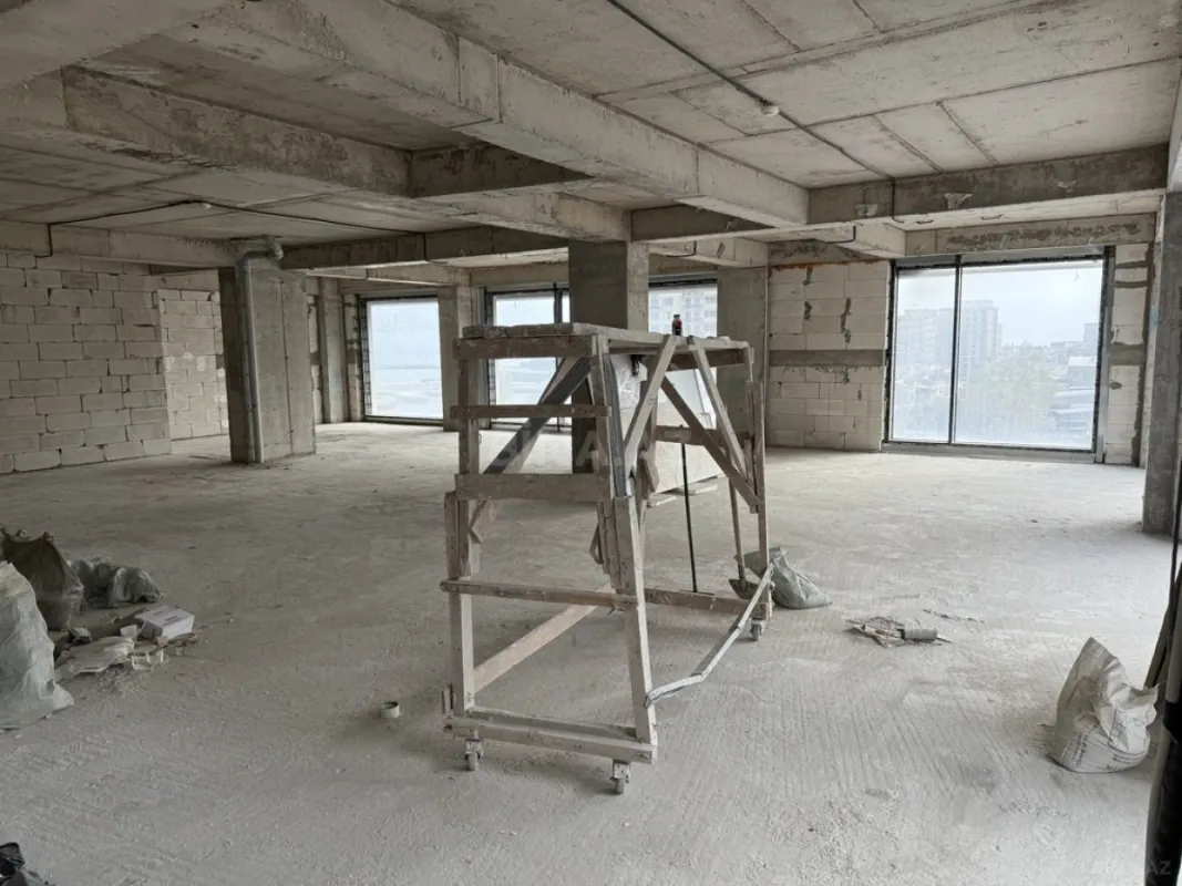 Kirayə verilir obyekt 450 m²