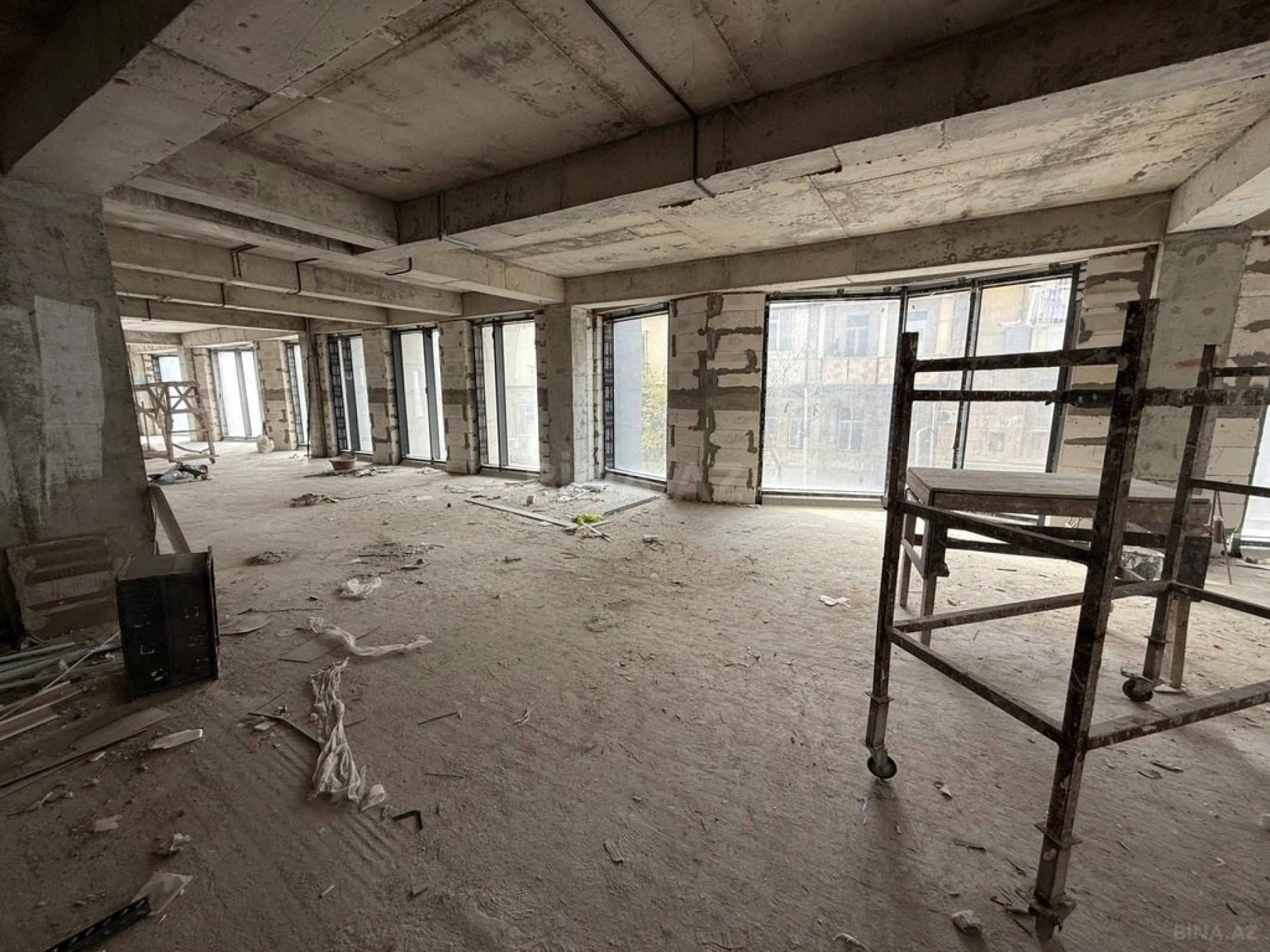 Kirayə verilir obyekt 450 m²