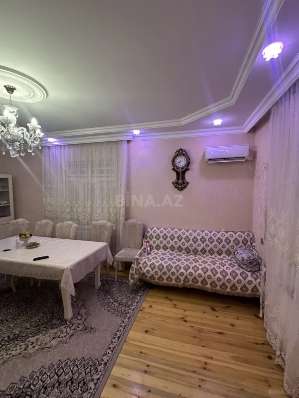 Satılır 4 otaqlı həyət evi 115 m²