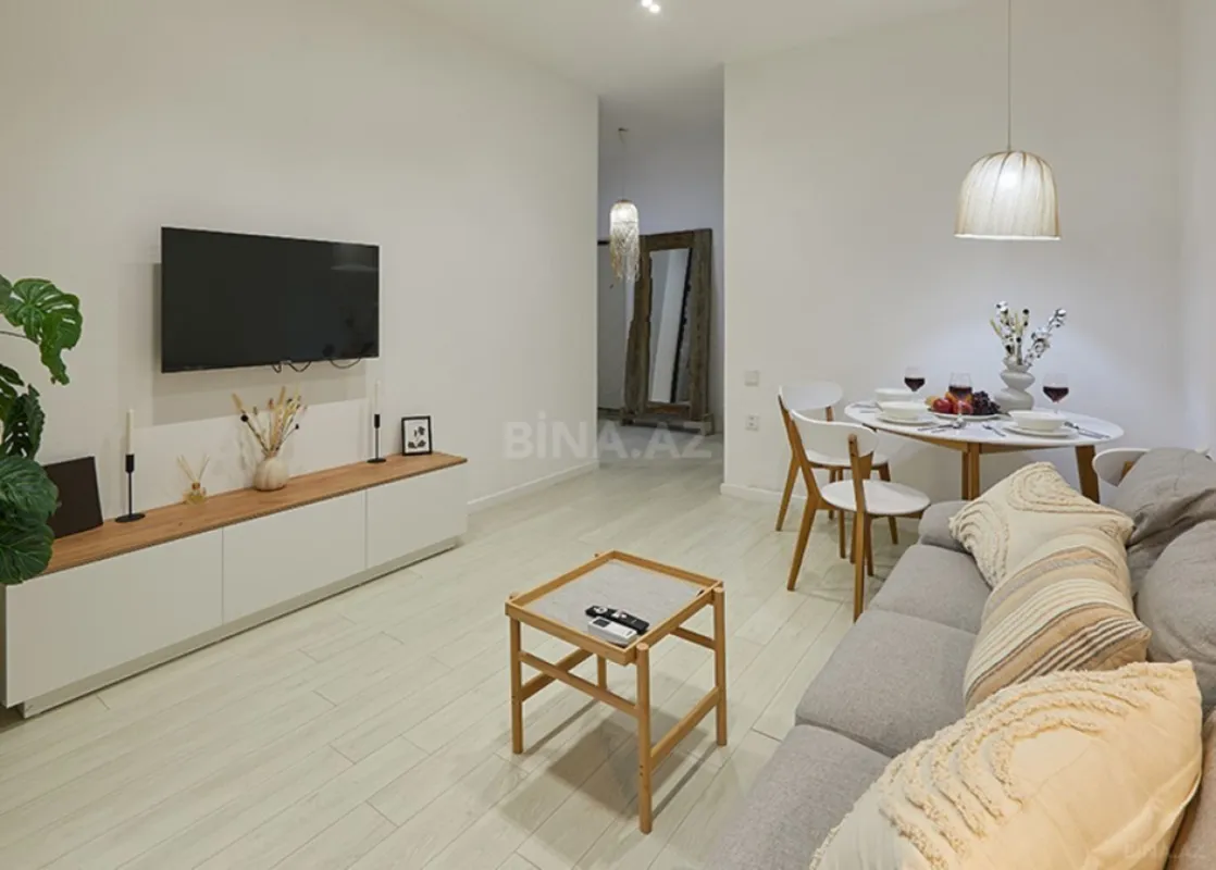 Kirayə verilir 2 otaqlı mənzil 51 m²