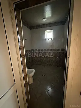 Satılır 5 otaqlı həyət evi 140 m²