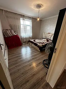 Satılır 5 otaqlı həyət evi 140 m²