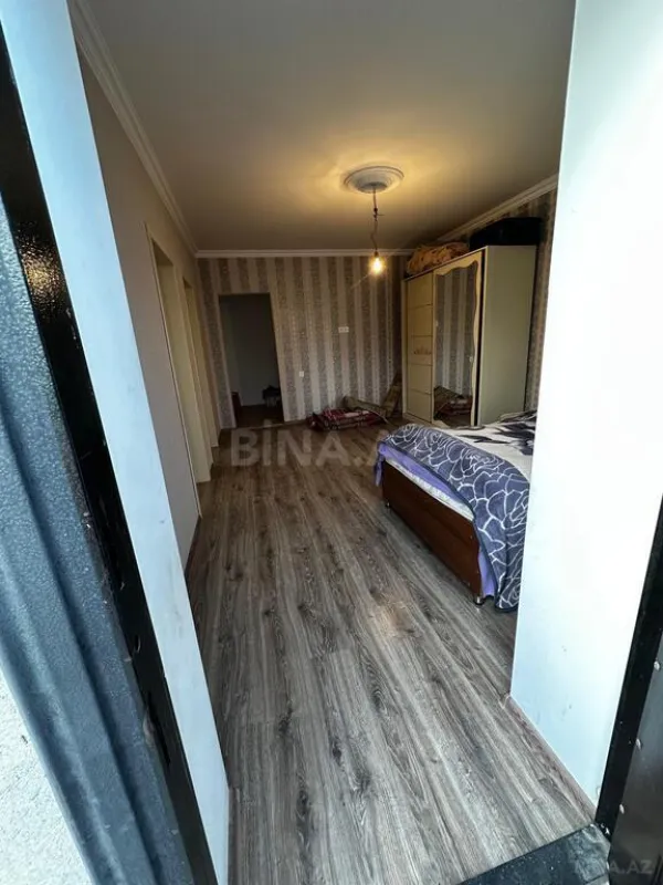 Satılır 5 otaqlı həyət evi 140 m²