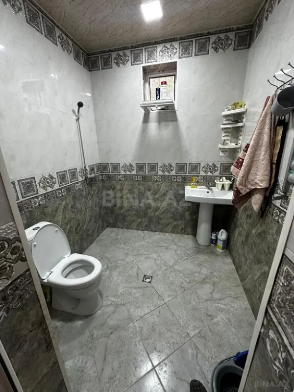 Satılır 5 otaqlı həyət evi 140 m²