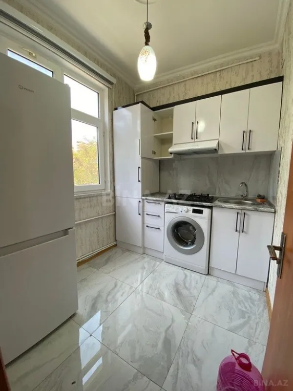 Satılır 2 otaqlı mənzil 58 m²