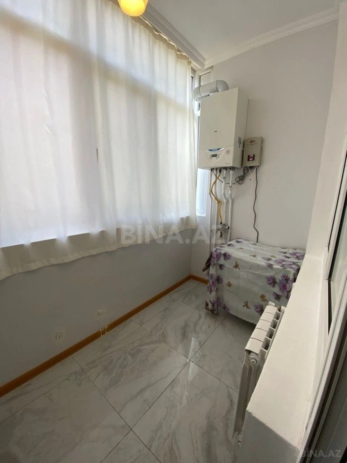 Satılır 2 otaqlı mənzil 58 m²