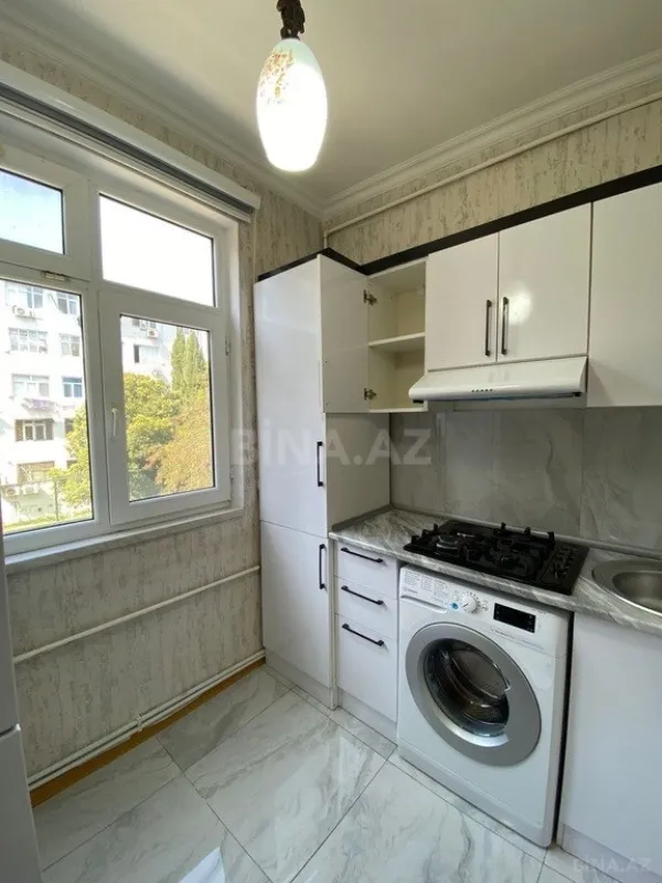 Satılır 2 otaqlı mənzil 58 m²