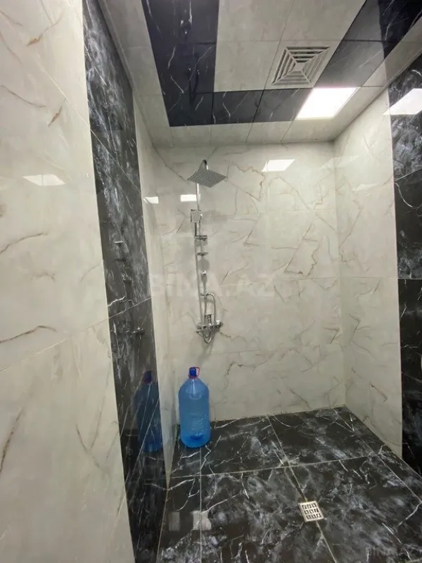 Satılır 2 otaqlı mənzil 58 m²