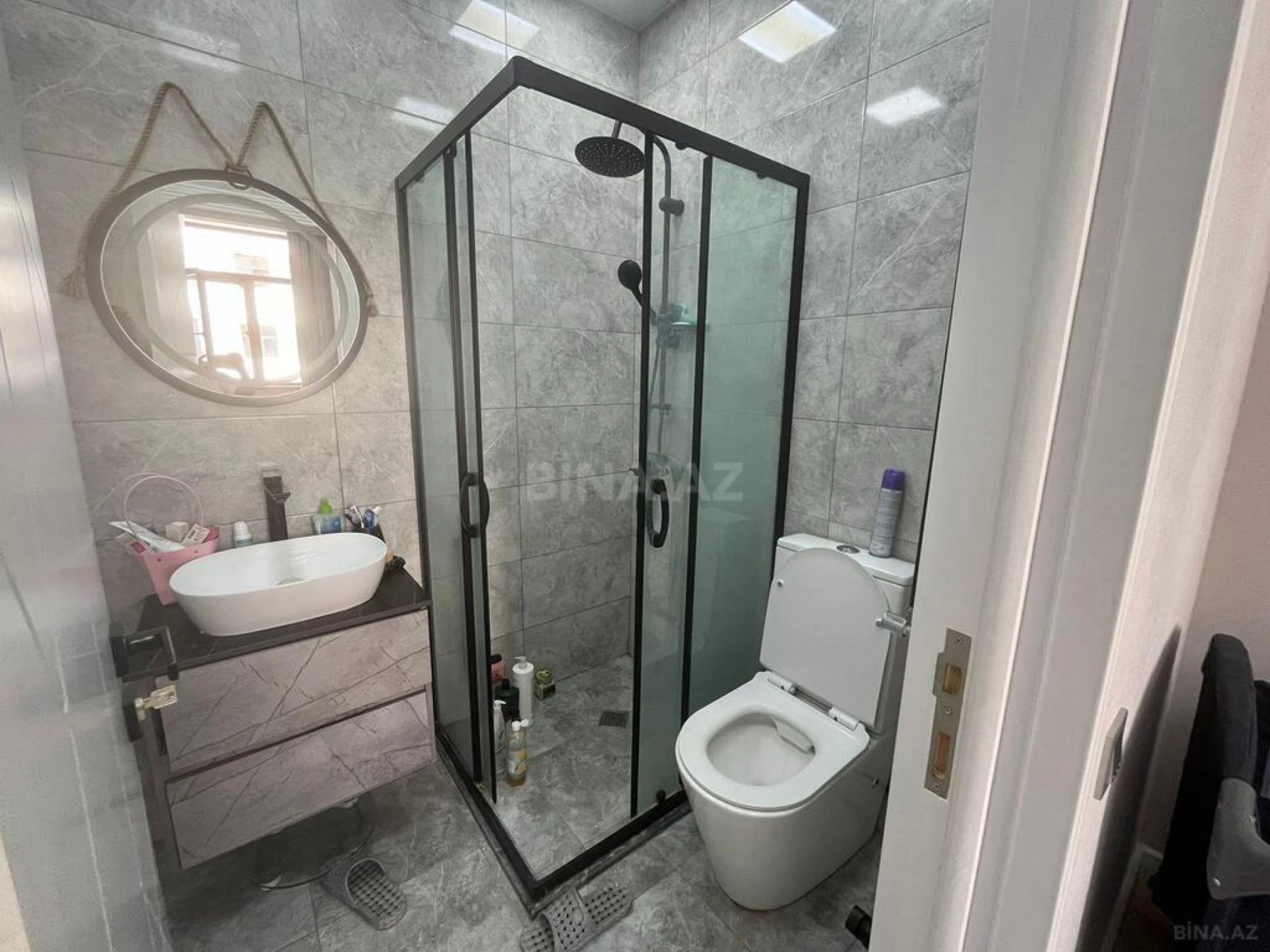 Satılır 3 otaqlı mənzil 123 m²