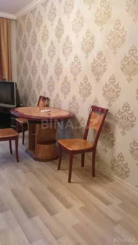 Satılır 2 otaqlı mənzil 58 m²