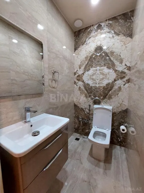 Kirayə verilir 3 otaqlı mənzil 135 m²