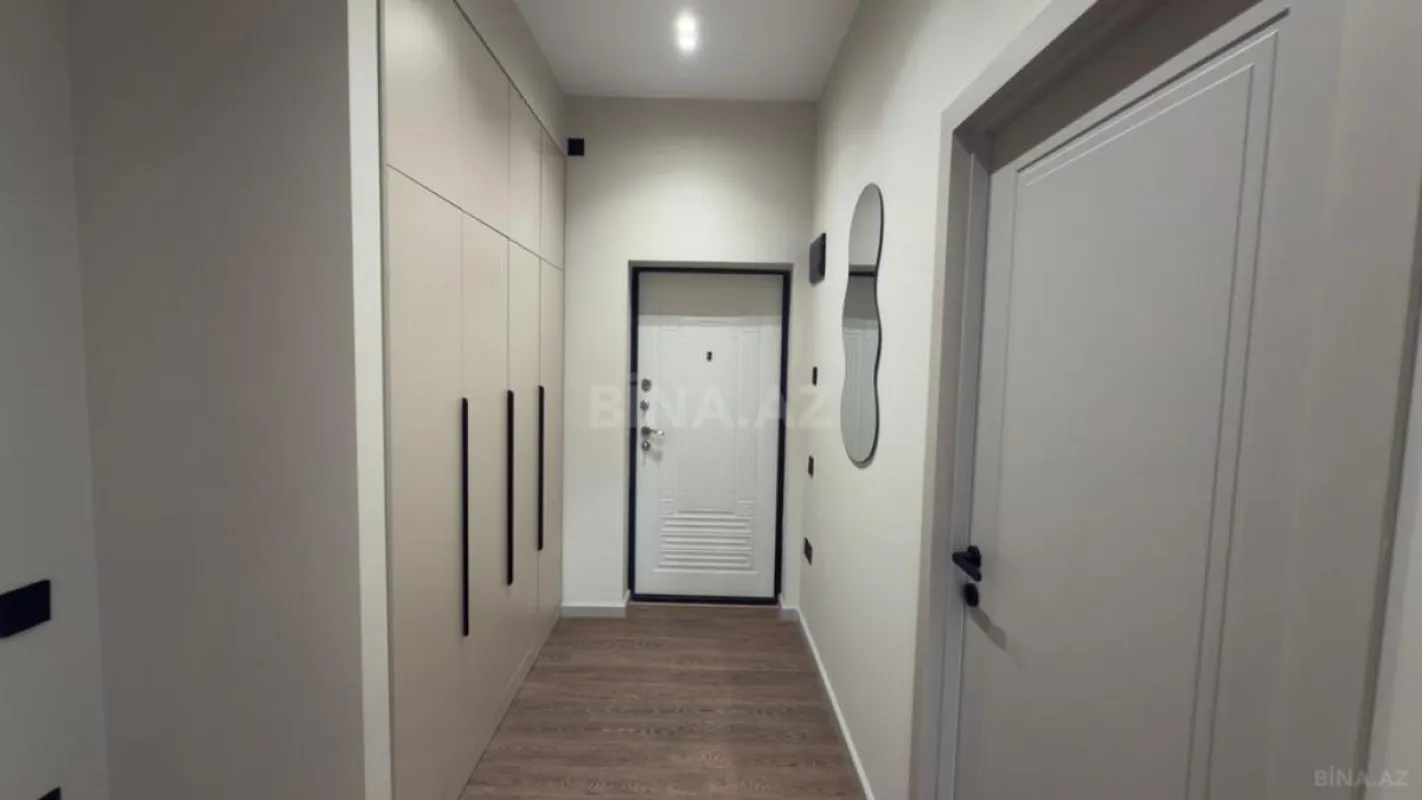 Satılır 2 otaqlı mənzil 61 m²