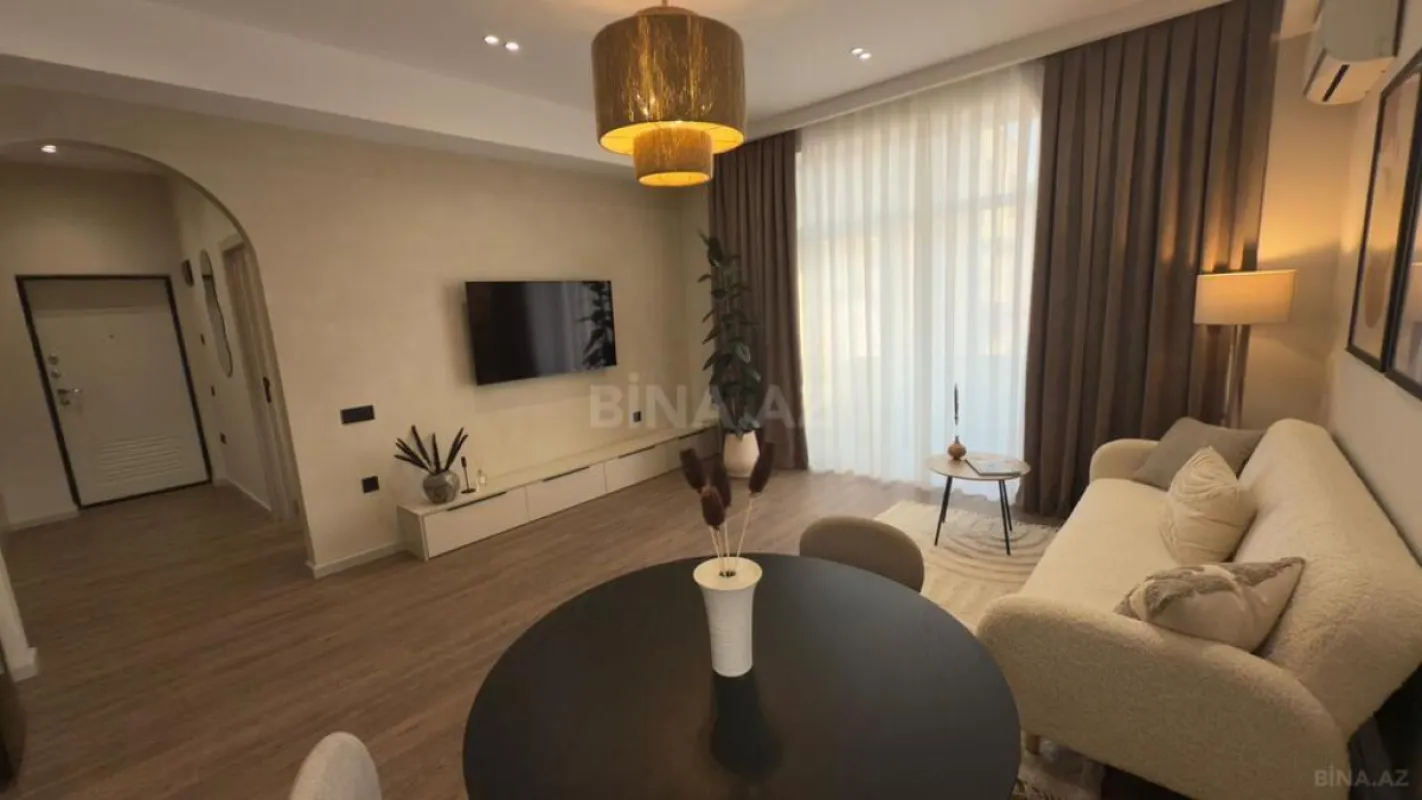 Satılır 2 otaqlı mənzil 61 m²