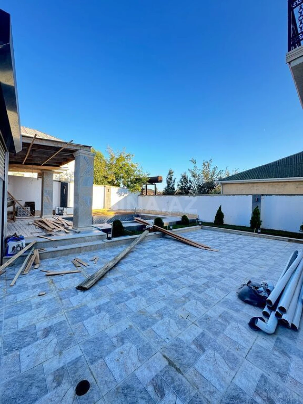 Satılır 4 otaqlı həyət evi 200 m²