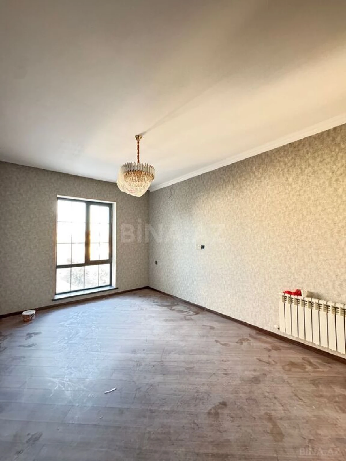 Satılır 4 otaqlı həyət evi 200 m²