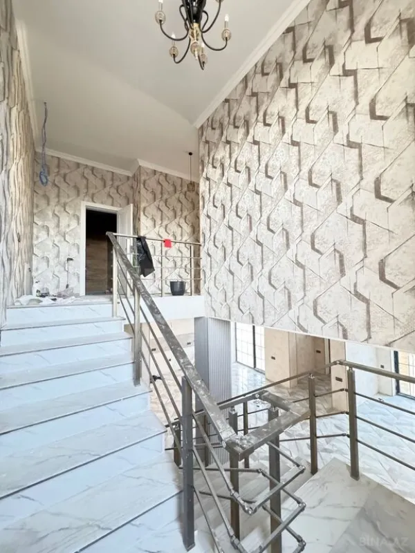 Satılır 4 otaqlı həyət evi 200 m²