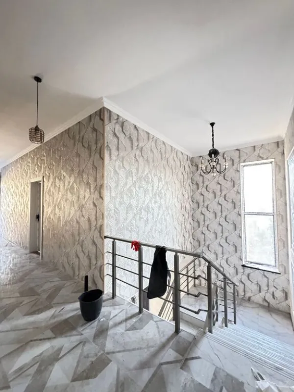 Satılır 4 otaqlı həyət evi 200 m²