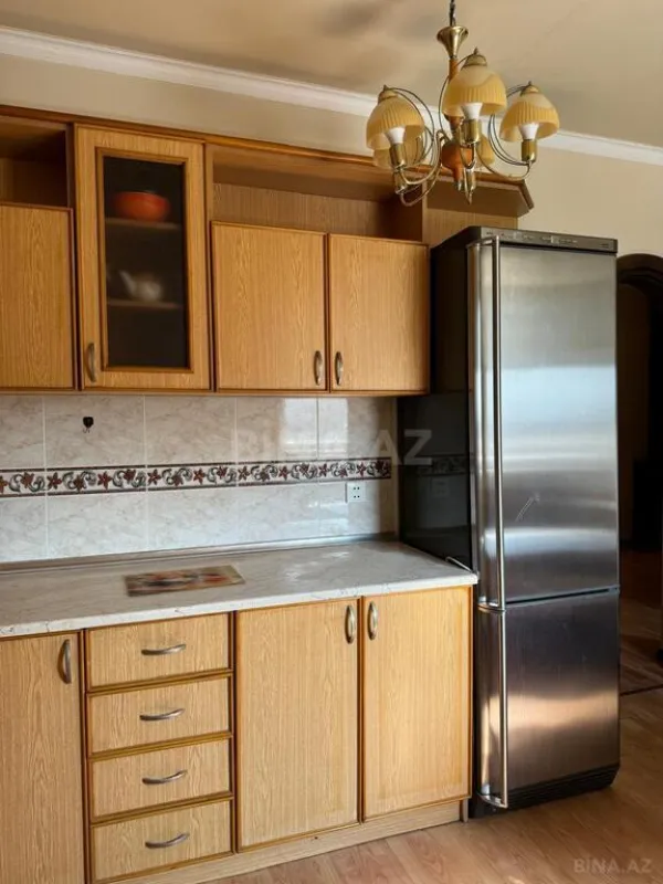 Satılır 2 otaqlı mənzil 71 m²